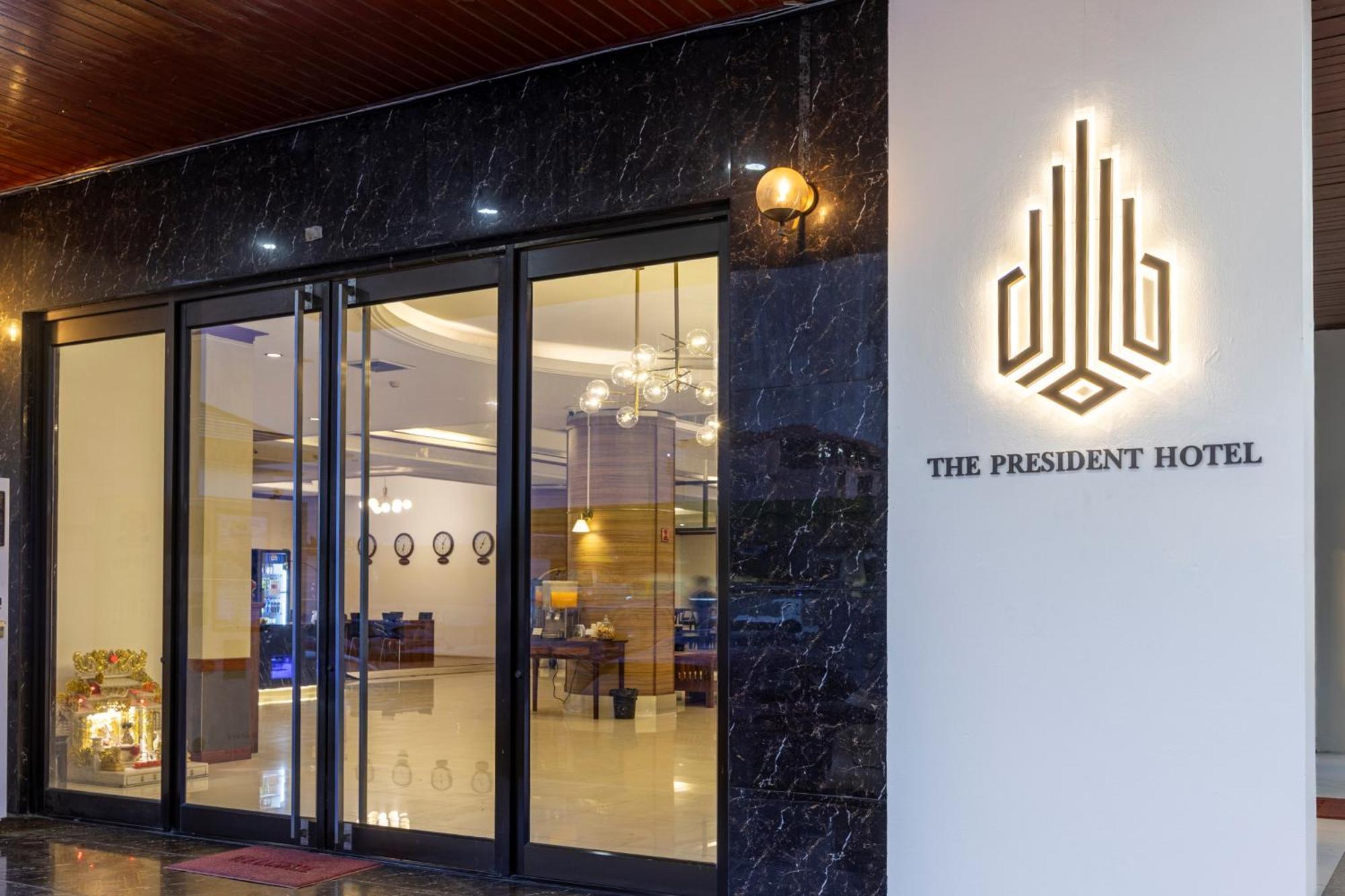 The President Hotel At Chokchai 4 Banguecoque Exterior foto