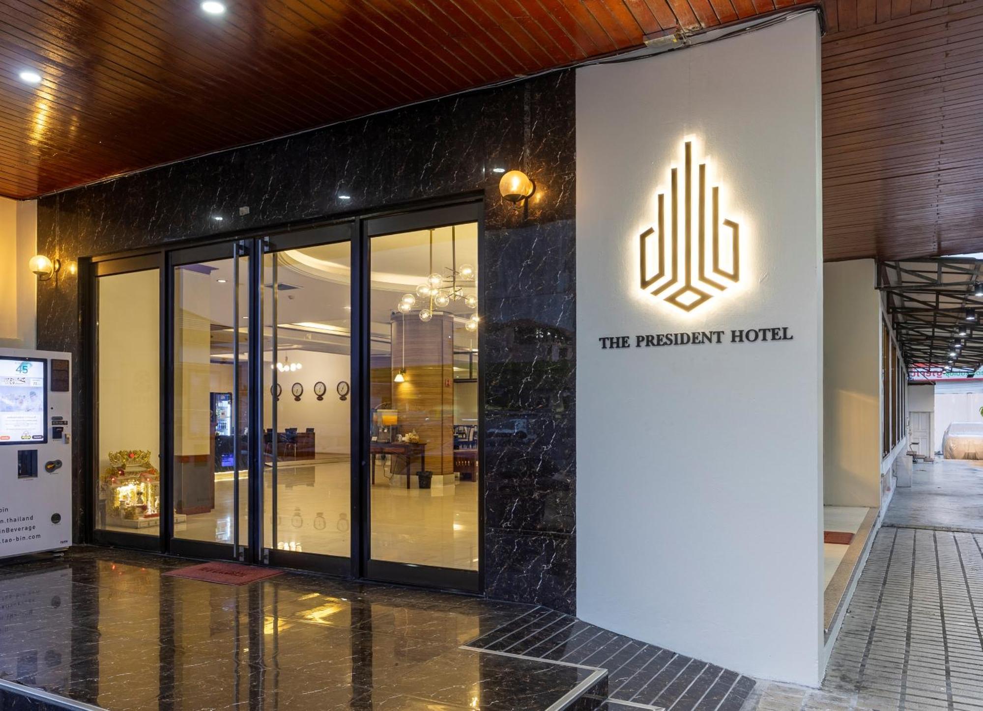 The President Hotel At Chokchai 4 Banguecoque Exterior foto
